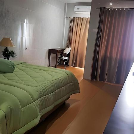 Nasional Hotel Gunungsitoli Zewnętrze zdjęcie