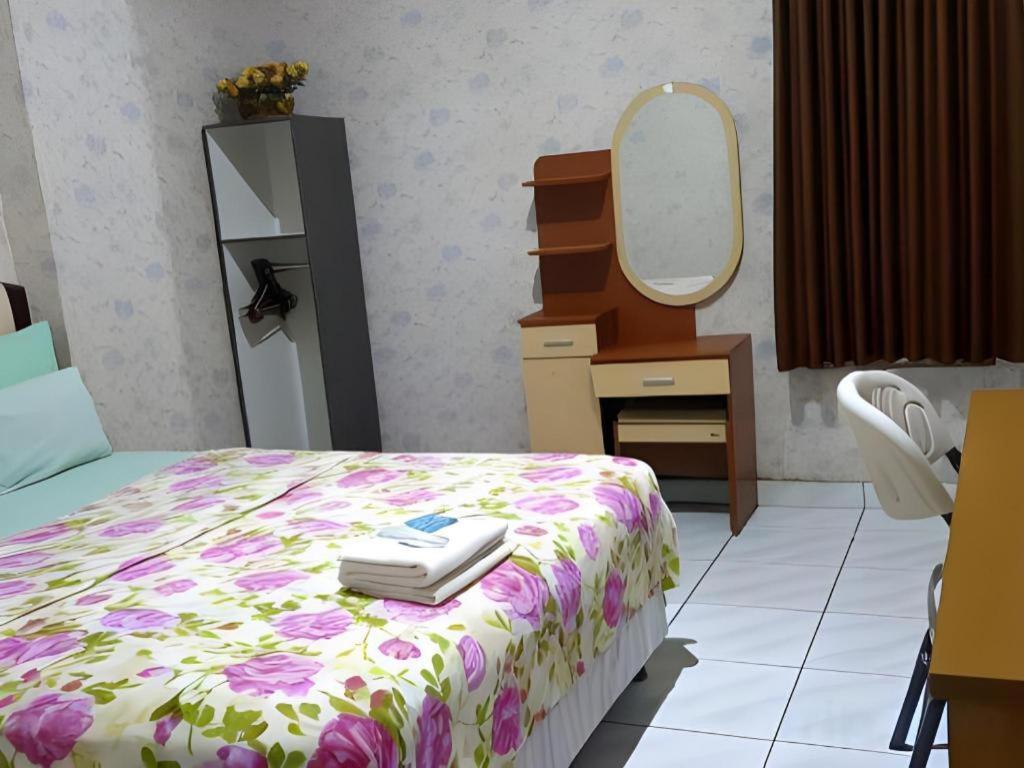 Nasional Hotel Gunungsitoli Zewnętrze zdjęcie