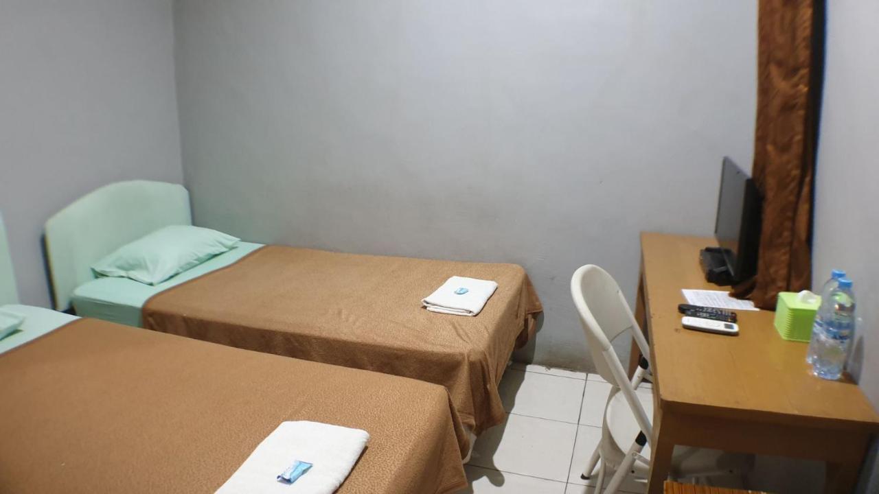 Nasional Hotel Gunungsitoli Zewnętrze zdjęcie
